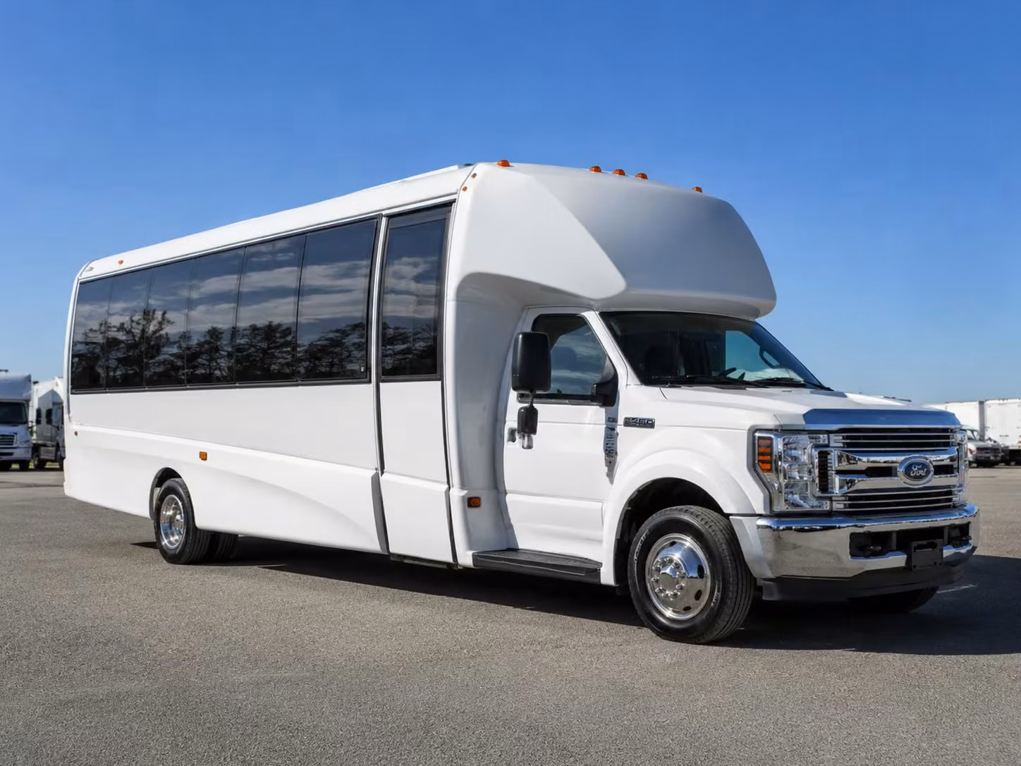 palm springs 20 passenger minibus rental