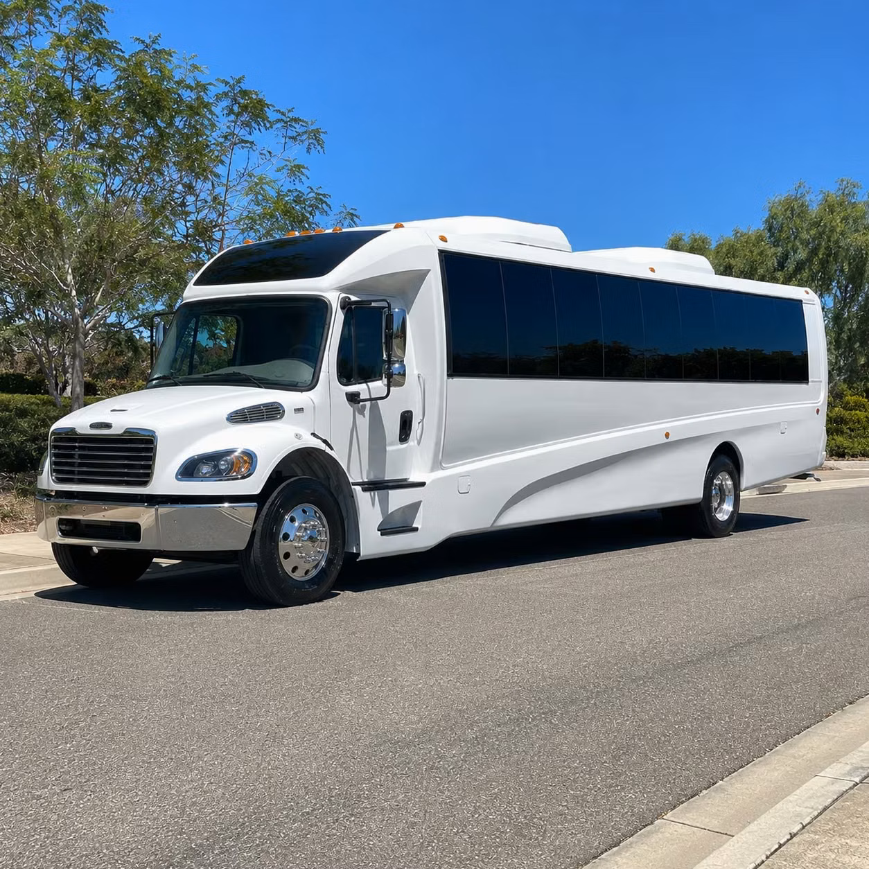 palm springs 25 passenger minibus rental