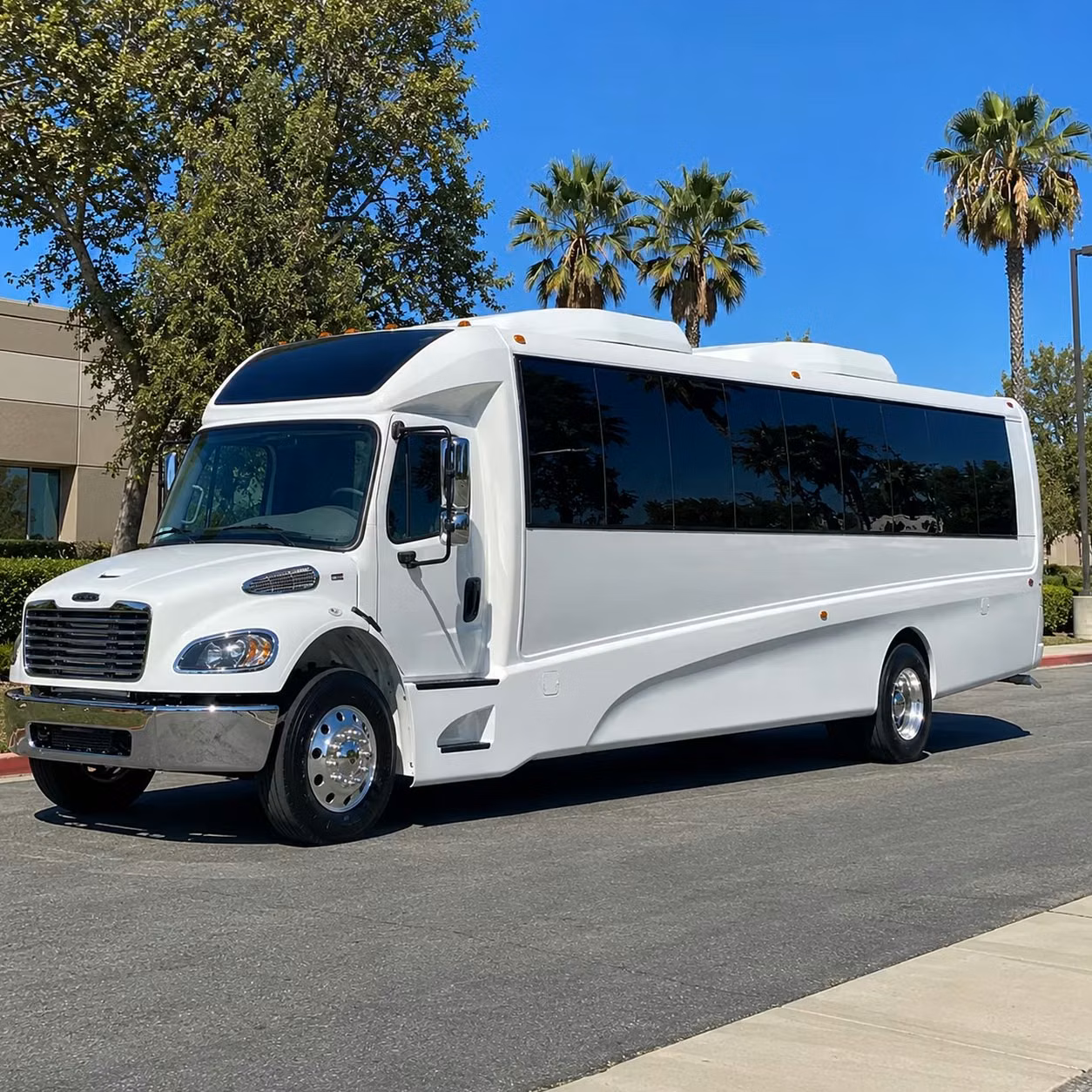 palm springs 30 passenger minibus rental