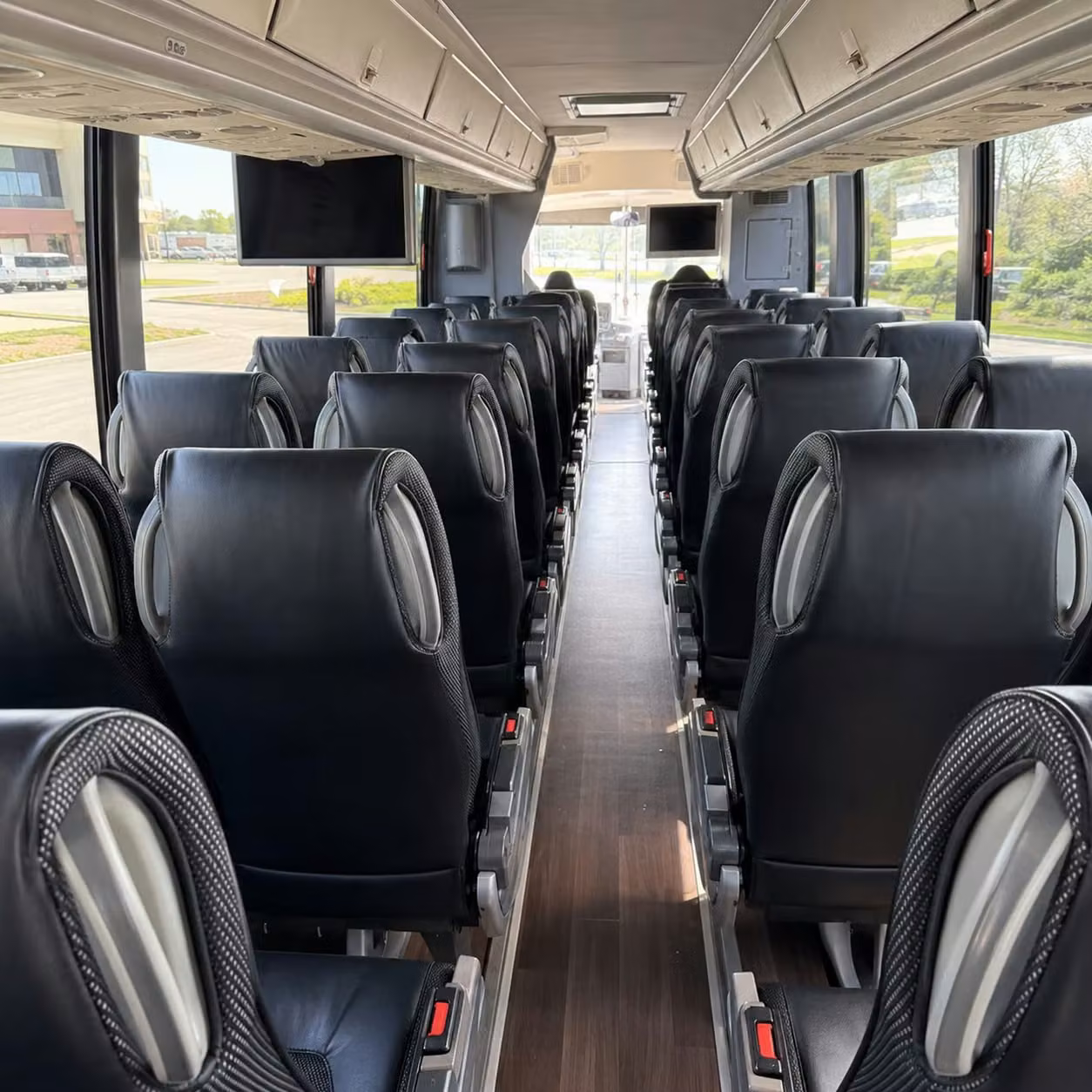 these desert amphitheater and outdoor venue trips are perfect for charter bus groups
